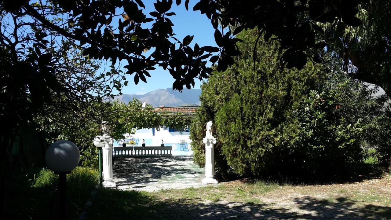La Marina Gardens Beach Scauri  Extérieur photo